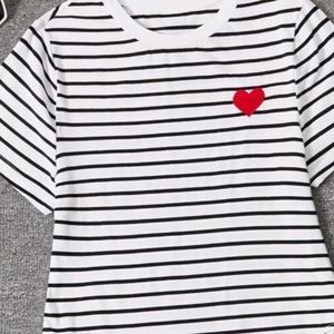 Striped and heart print bodysuit (20)